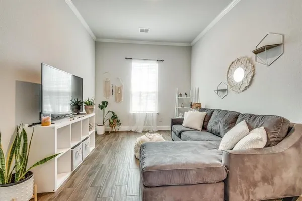$3,750 | 7223 Monet Lane, Grand Prairie, TX 75054