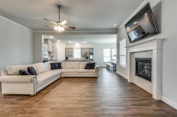 $3,750 | 7223 Monet Lane, Grand Prairie, TX 75054