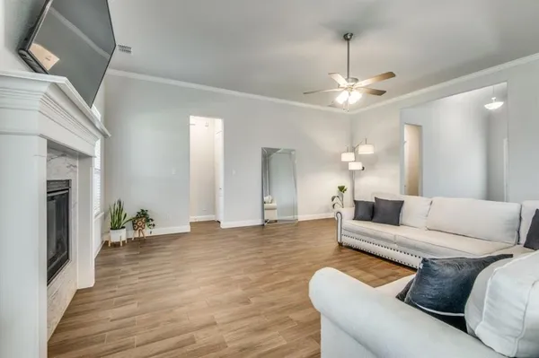$3,750 | 7223 Monet Lane, Grand Prairie, TX 75054