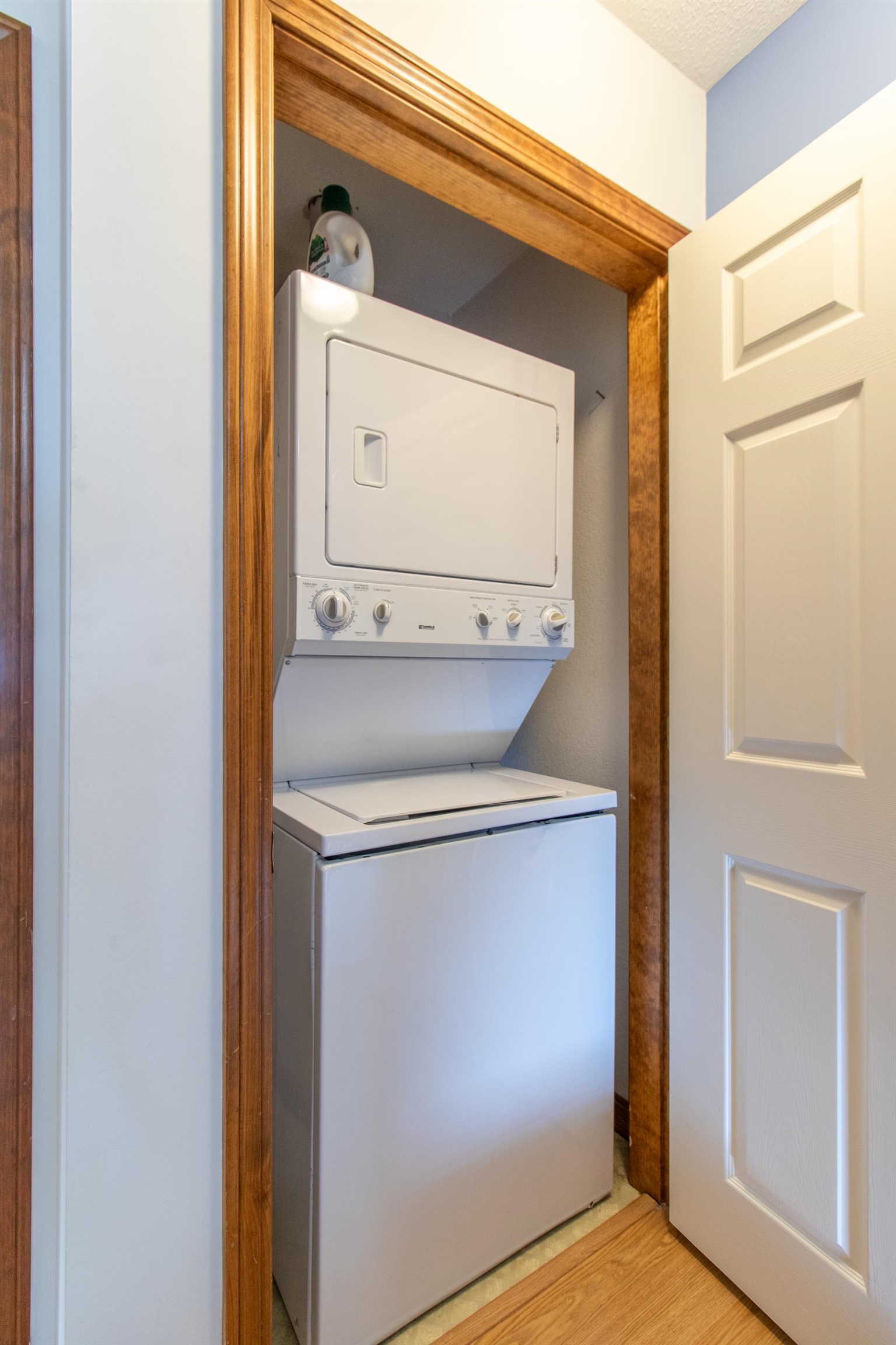 107 Mountainbrook Road, Unit #15 East Burke, VT 05832 - Photo 18 of 40