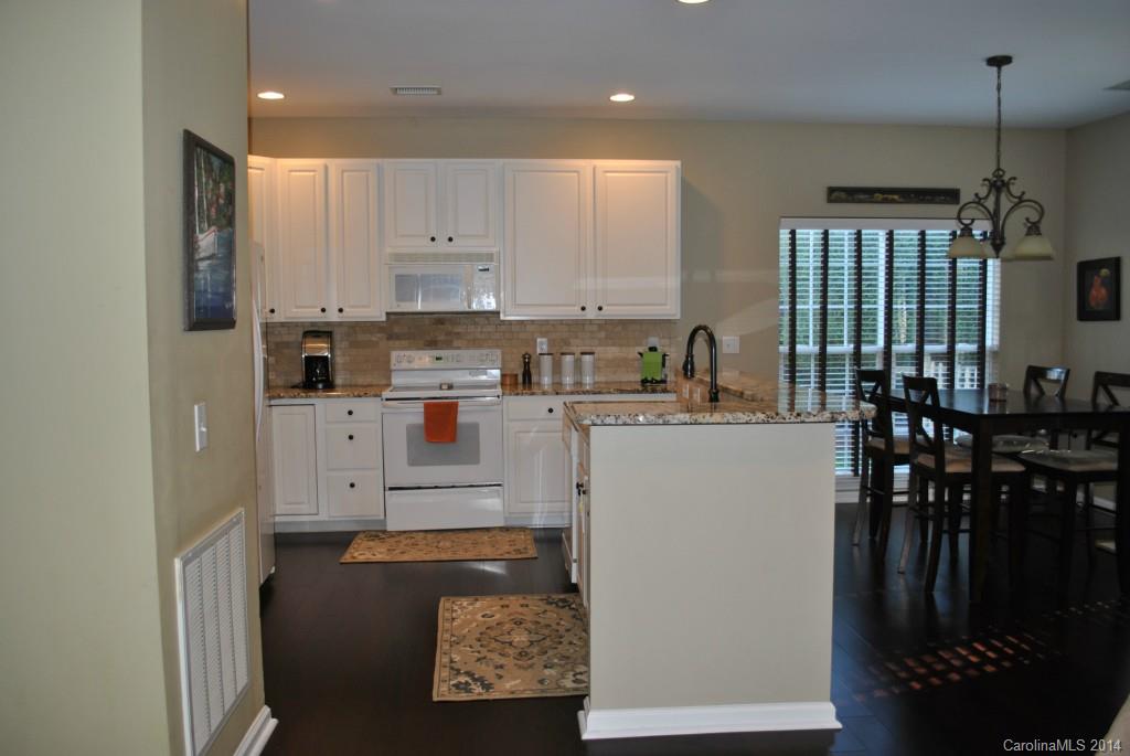 15904 Lavenham Road Huntersville, NC 28078 - Photo 7 of 22 Gallery Image 7