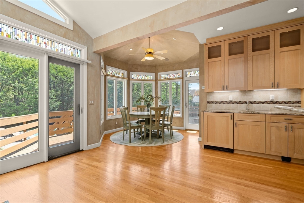 176 Paulson Road Newton, MA 02468 - Photo 6 of 23