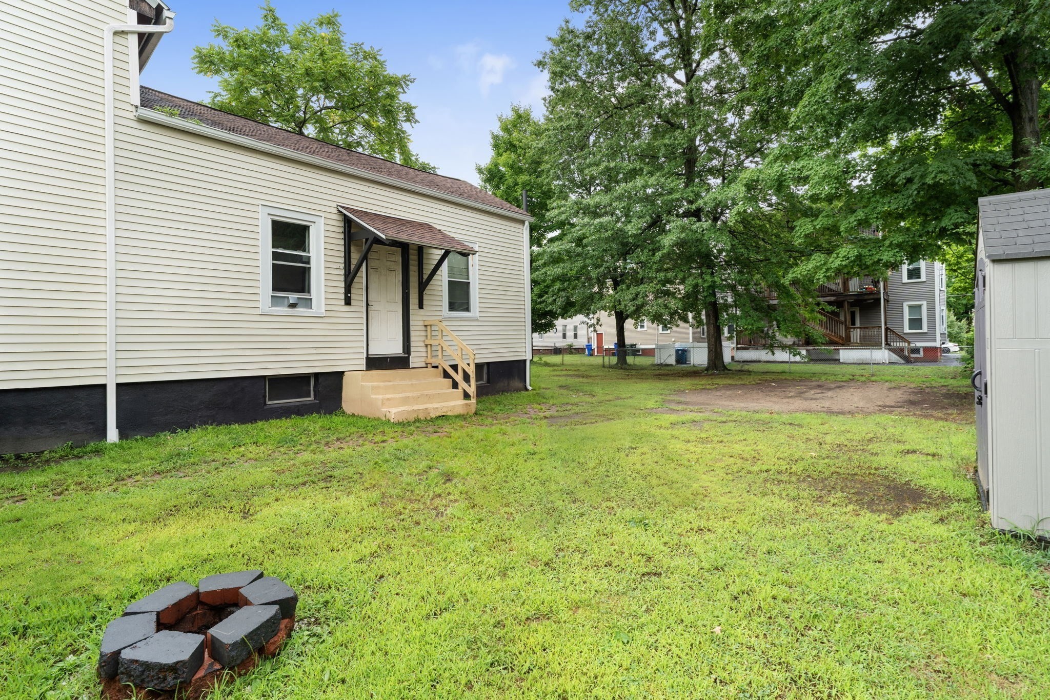19 Suffolk Street Springfield, MA 01109 - Photo 32 of 35 Gallery Image 32
