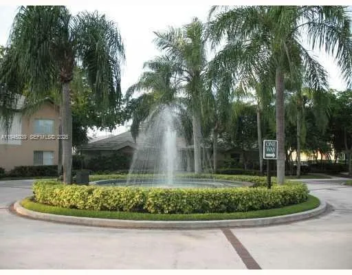 $295,000 | 9977 Westview Drive, Unit 116, Coral Springs, FL 33076