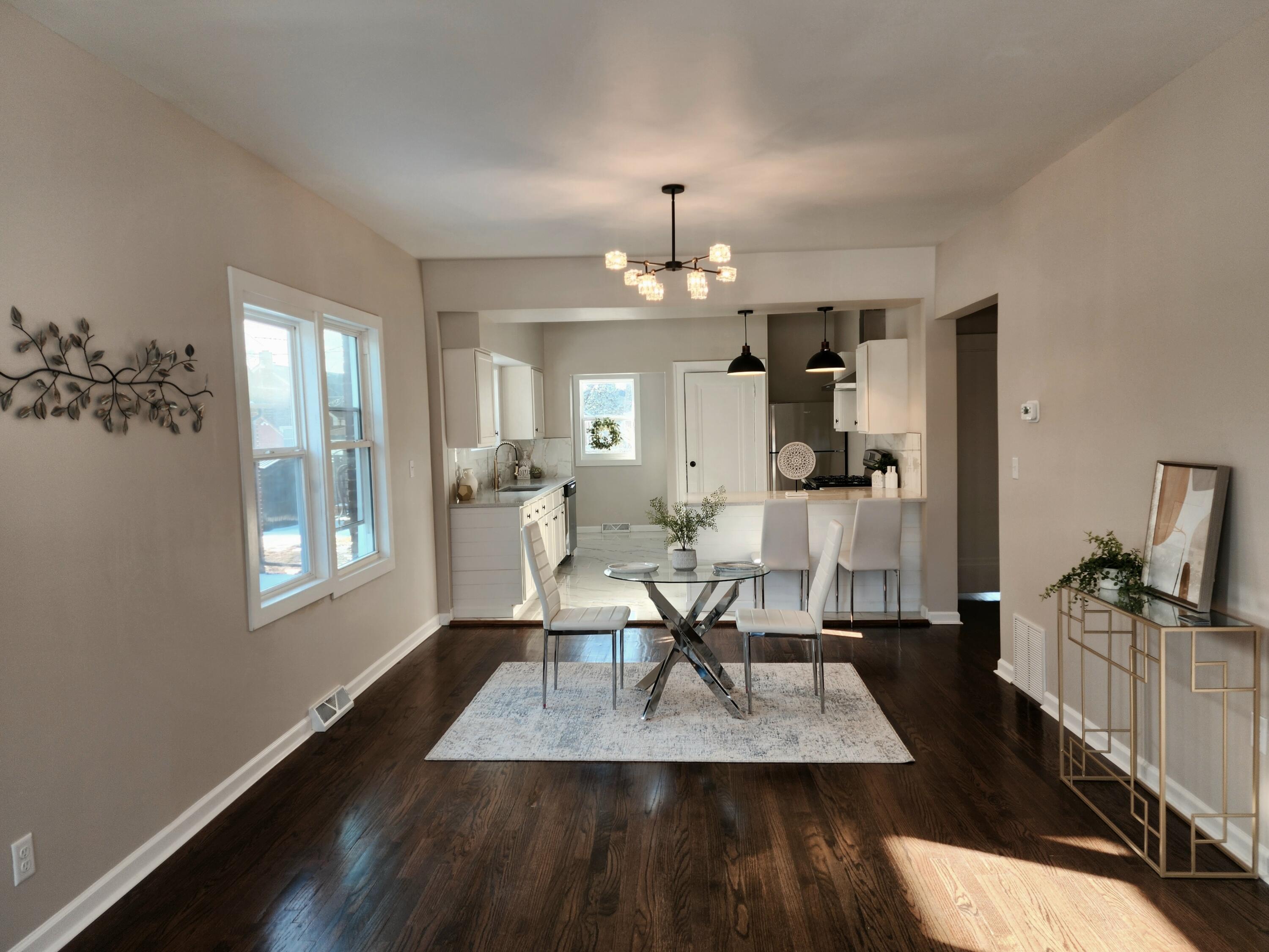 418 Taft Street Gary, IN 46404 - Photo 5 of 17 3000x2250