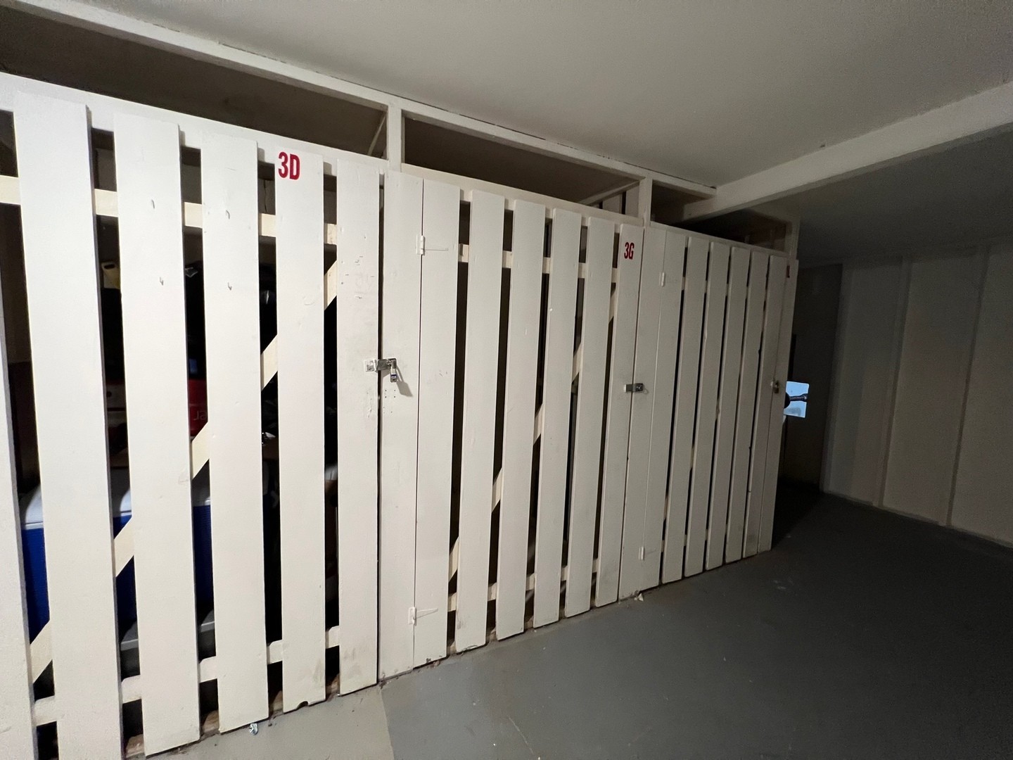 850 South Lorraine Road, Unit 3L Wheaton, IL 60189 - Photo 19 of 19 a view of a black door with wooden floor