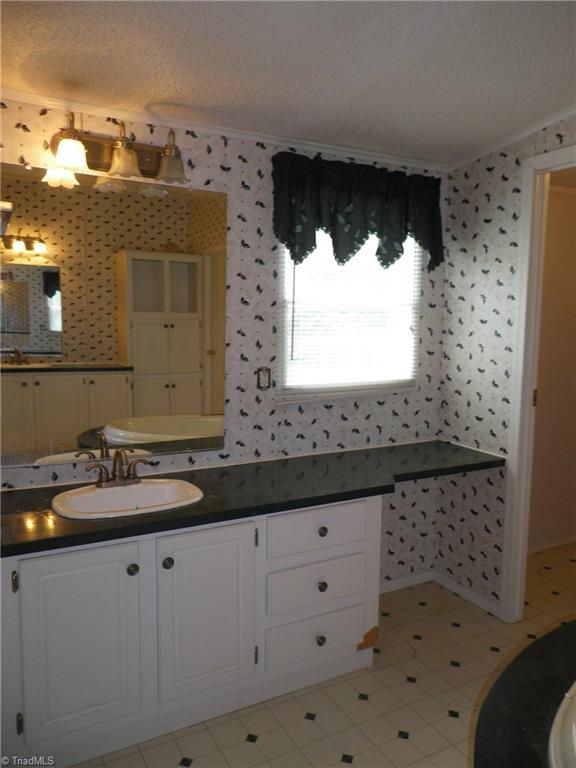 461 Hunters Chase Road Lexington, NC 27292 - Photo 17 of 24