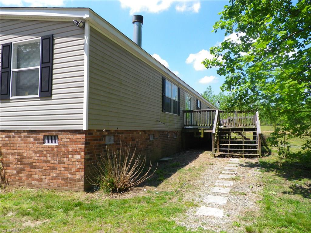 461 Hunters Chase Road Lexington, NC 27292 - Photo 3 of 24