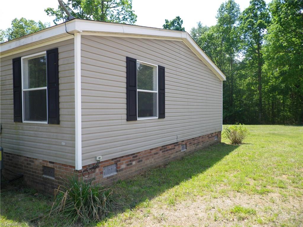 461 Hunters Chase Road Lexington, NC 27292 - Photo 5 of 24