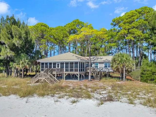 $1,289,000 | 1669 Alligator Drive, Alligator Point, FL 32346