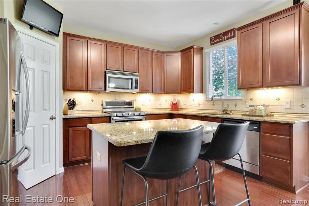 3214 Everett Drive Rochester Hills, MI 48307 - Photo 8 of 50