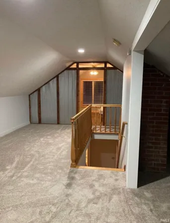 $2,300 | 4445 South Walnut Street, Bloomington, IN 47401