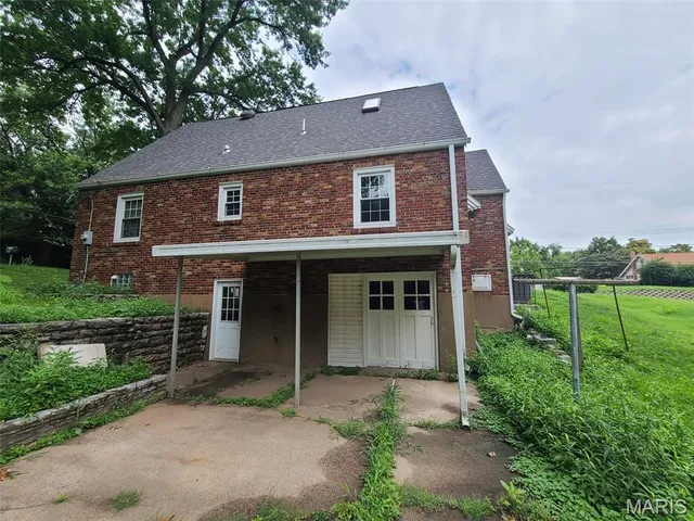 $139,900 | 1330 Chambers Road, Ferguson, MO 63135