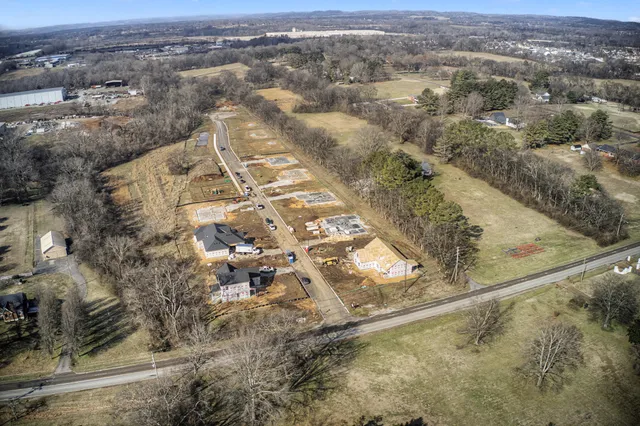 $539,900 | 107 Centennial Lane, Columbia, TN 38401