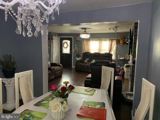 1931 Prospect Road Wilmington, DE 19805 - Photo 3 of 6 Large Dining Room