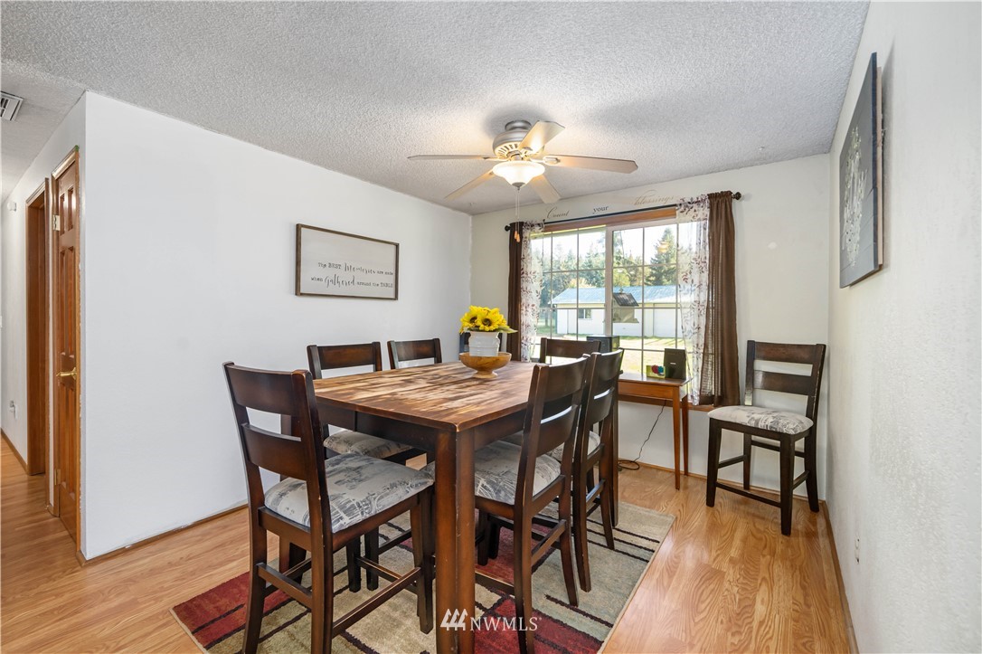 18943 Cook Road Southeast Yelm, WA 98597 - Photo 11 of 39 Gallery Image 11