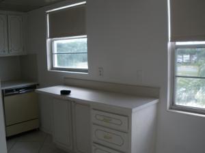 126 Fanshaw C Boca Raton, FL 33434 - Photo 3 of 11 20170411155634481724000000