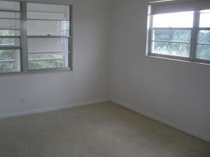 126 Fanshaw C Boca Raton, FL 33434 - Photo 5 of 11 20170411155636050400000000