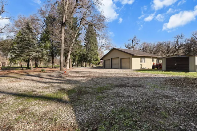 $649,900 | 11131 Sara Drive, Redding, CA 96003