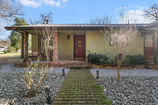 $682,000 | 11131 Sara Drive, Redding, CA 96003