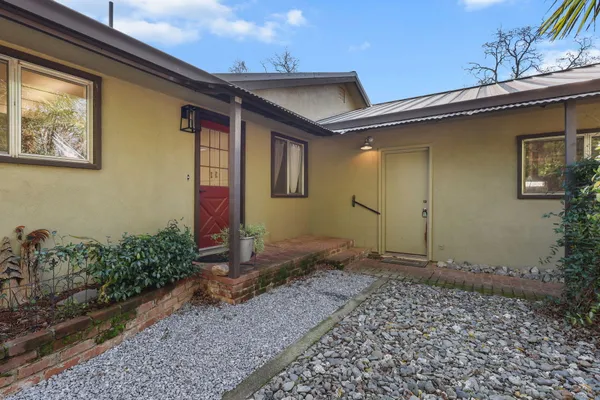 $682,000 | 11131 Sara Drive, Redding, CA 96003