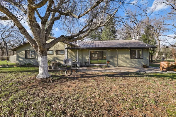 $682,000 | 11131 Sara Drive, Redding, CA 96003