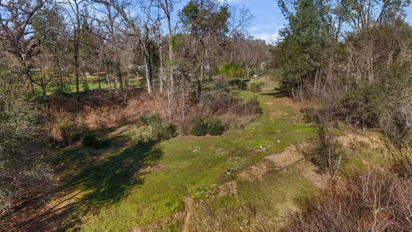 $682,000 | 11131 Sara Drive, Redding, CA 96003