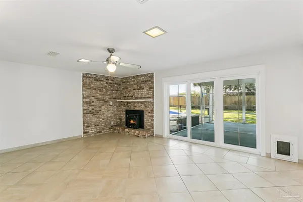 $715,000 | 424 Dracena Way, Gulf Breeze, FL 32561