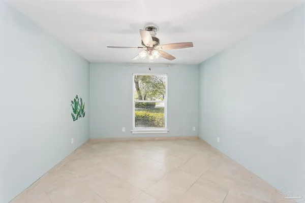 $715,000 | 424 Dracena Way, Gulf Breeze, FL 32561
