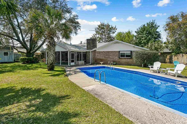 $715,000 | 424 Dracena Way, Gulf Breeze, FL 32561