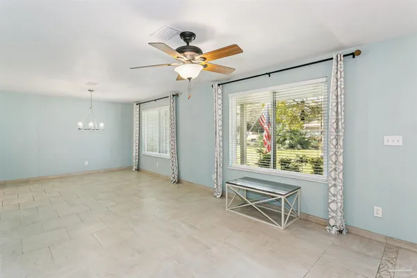 $715,000 | 424 Dracena Way, Gulf Breeze, FL 32561