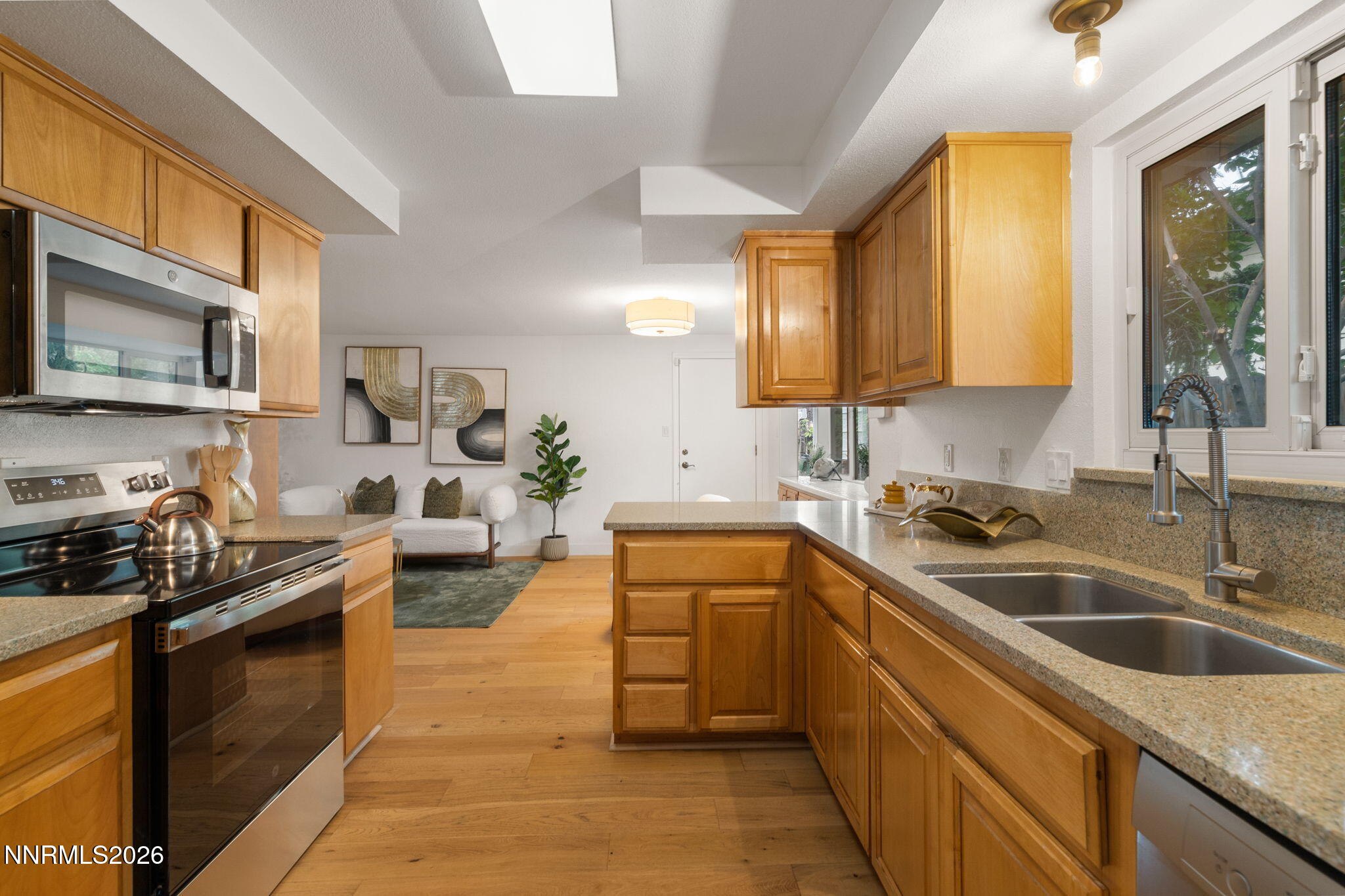 1225 Rowland Circle Reno, NV 89509 - Photo 16 of 36 31-web-or-mls-1225 rowland-18