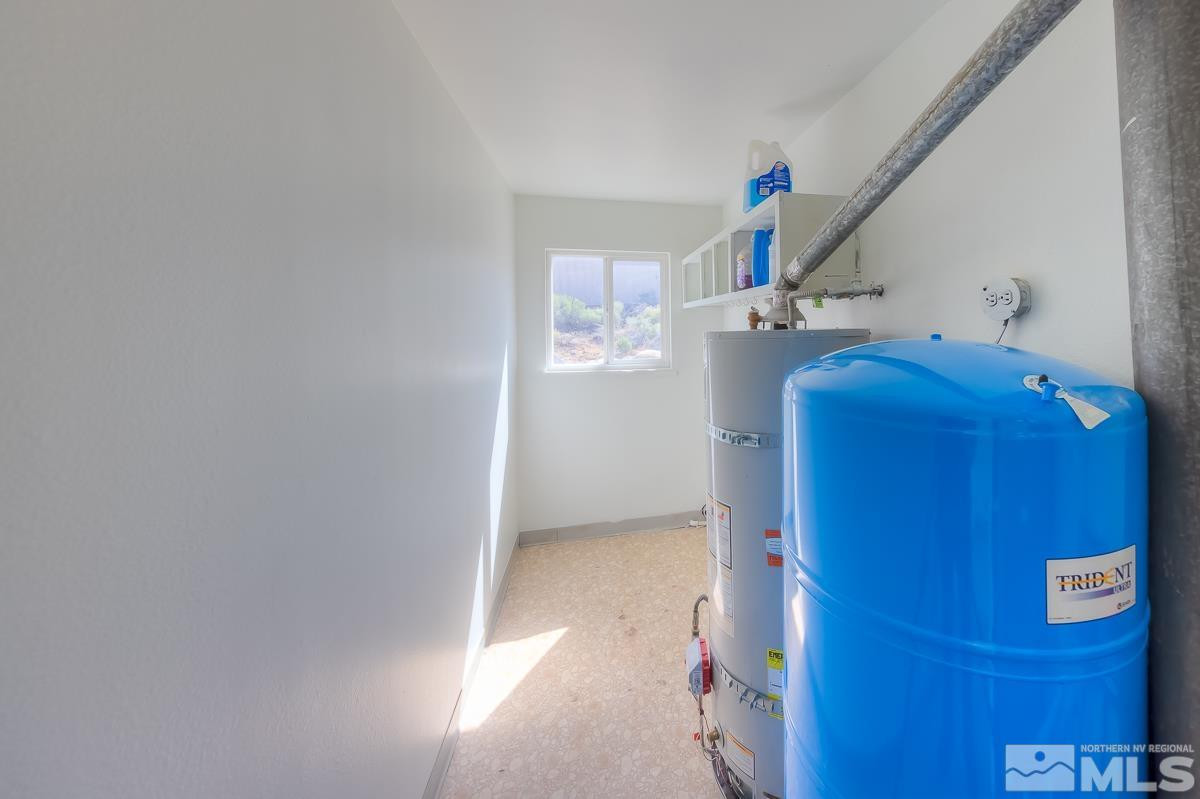 3504 Sun Cloud Circle Reno, NV 89506 - Photo 19 of 26 a utility room with dryer and washer