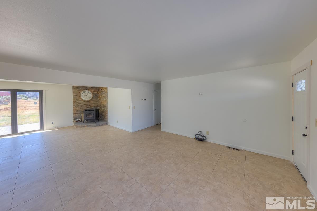 3504 Sun Cloud Circle Reno, NV 89506 - Photo 3 of 26