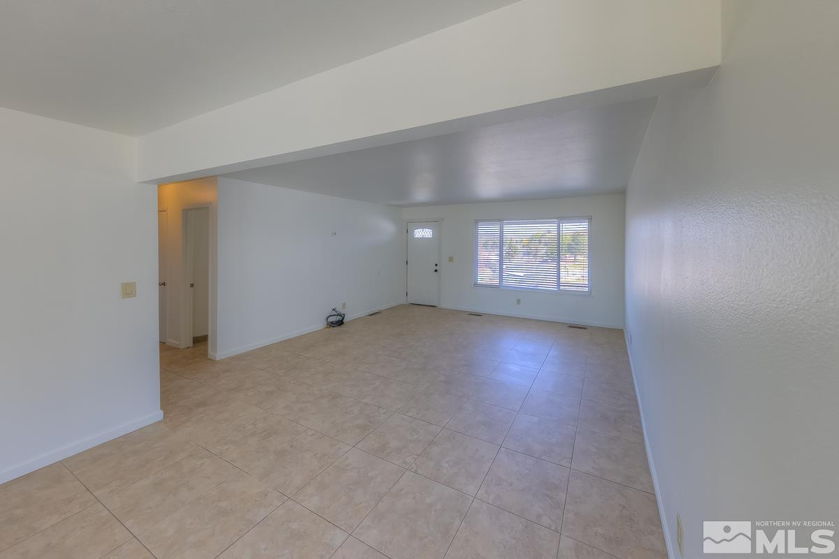 3504 Sun Cloud Circle Reno, NV 89506 - Photo 5 of 26 a view of room and window