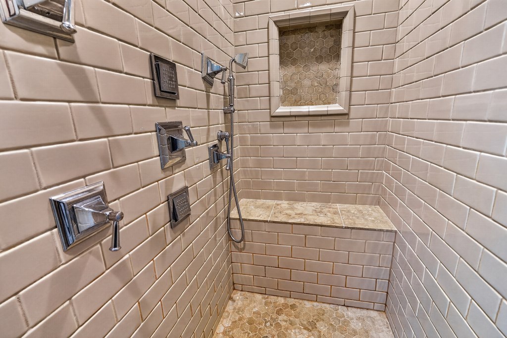 7669 West Kangaroo Lake Road Baileys Harbor, WI 54202 - Photo 27 of 39 Gallery Image 27