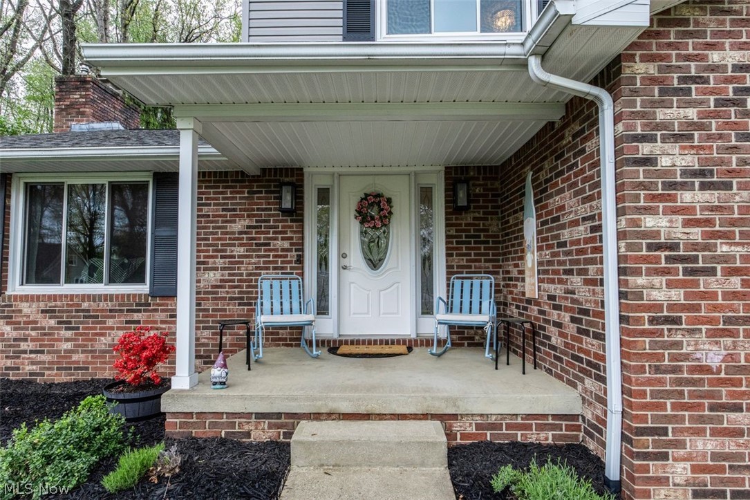 5321 Swepstone Street Northwest Canton, OH 44708 - Photo 3 of 31