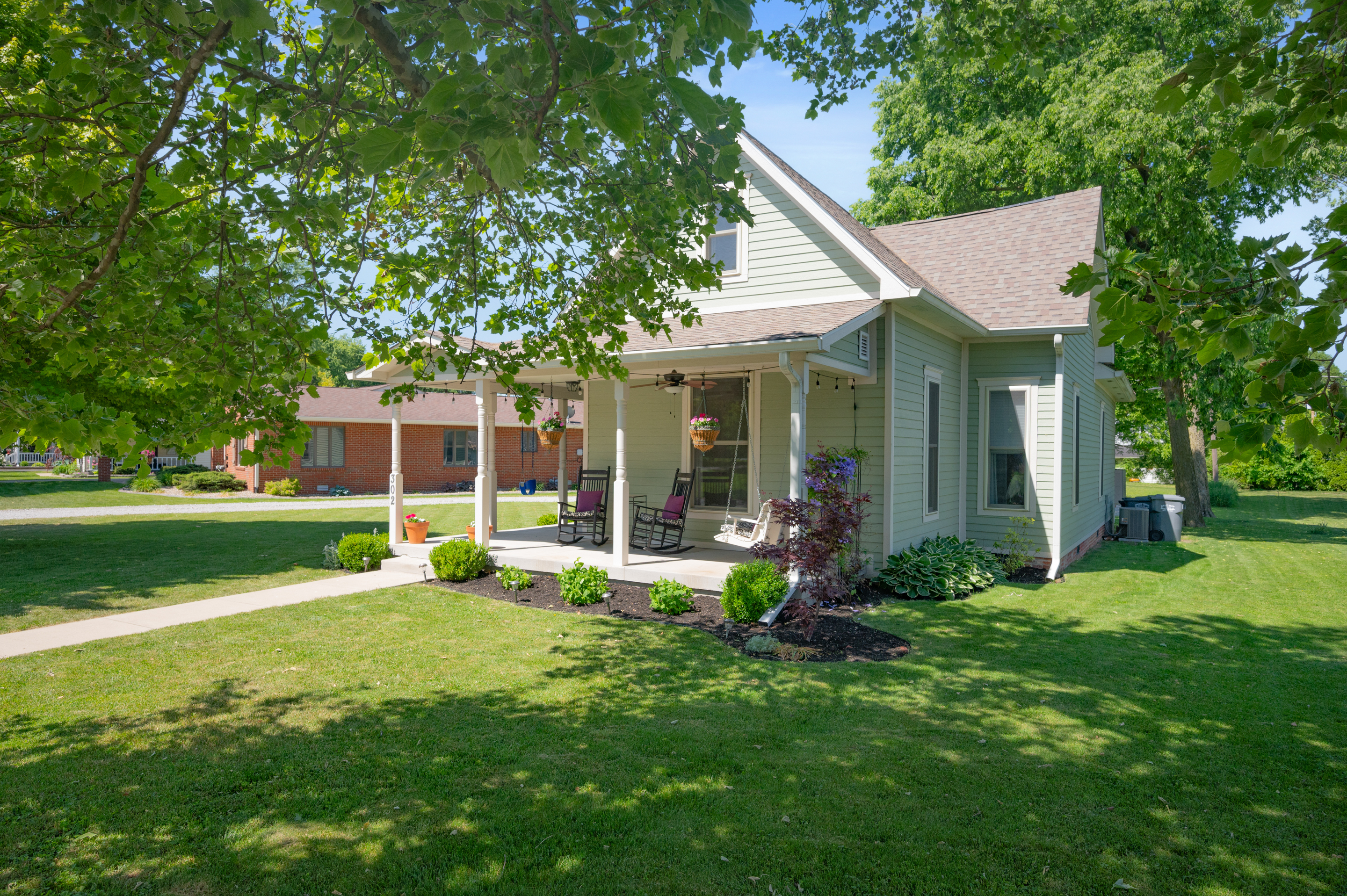 302 South Pendleton Avenue Pendleton, IN 46064 - Photo 2 of 26 Gallery Image 2