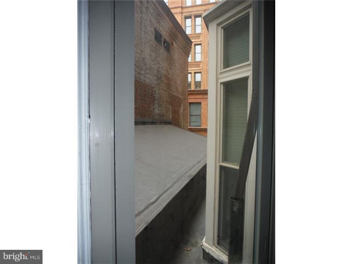 421 Chestnut Street, Unit 204 Philadelphia, PA 19106 - Photo 7 of 18