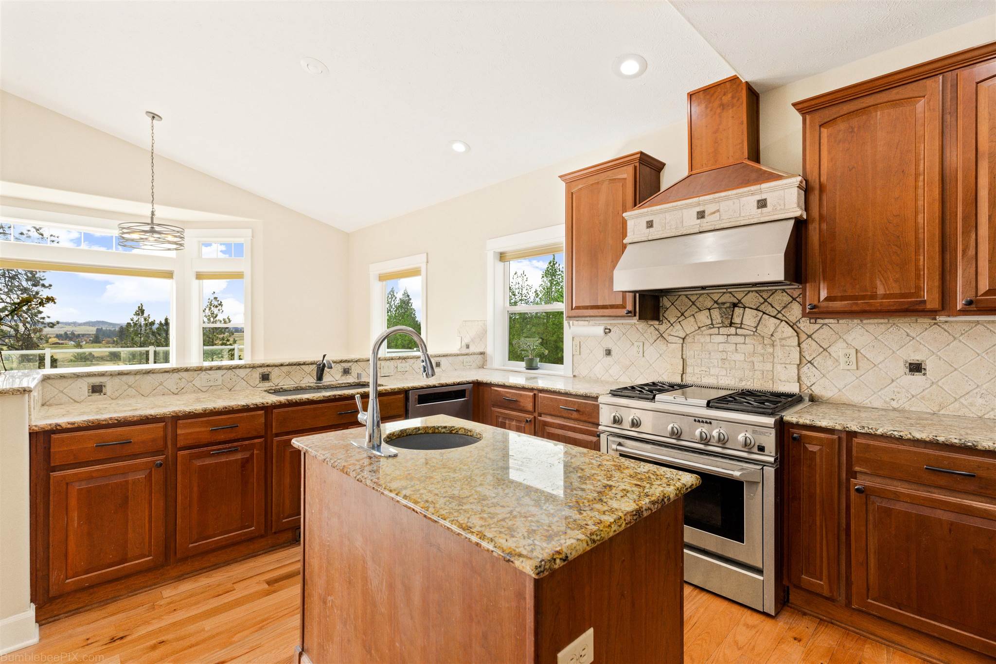 11607 East Taylor Road Mead, WA 99021 - Photo 14 of 49