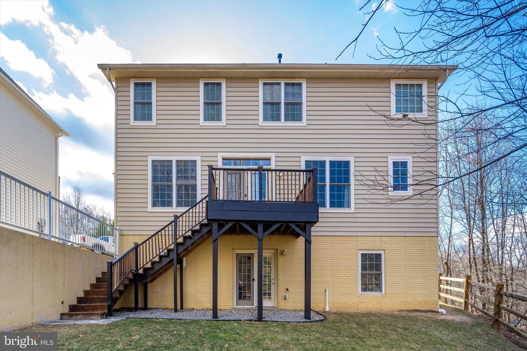 1409 Rising Ridge Road Mount Airy, MD 21771 - Photo 3 of 37 Gallery Image 3