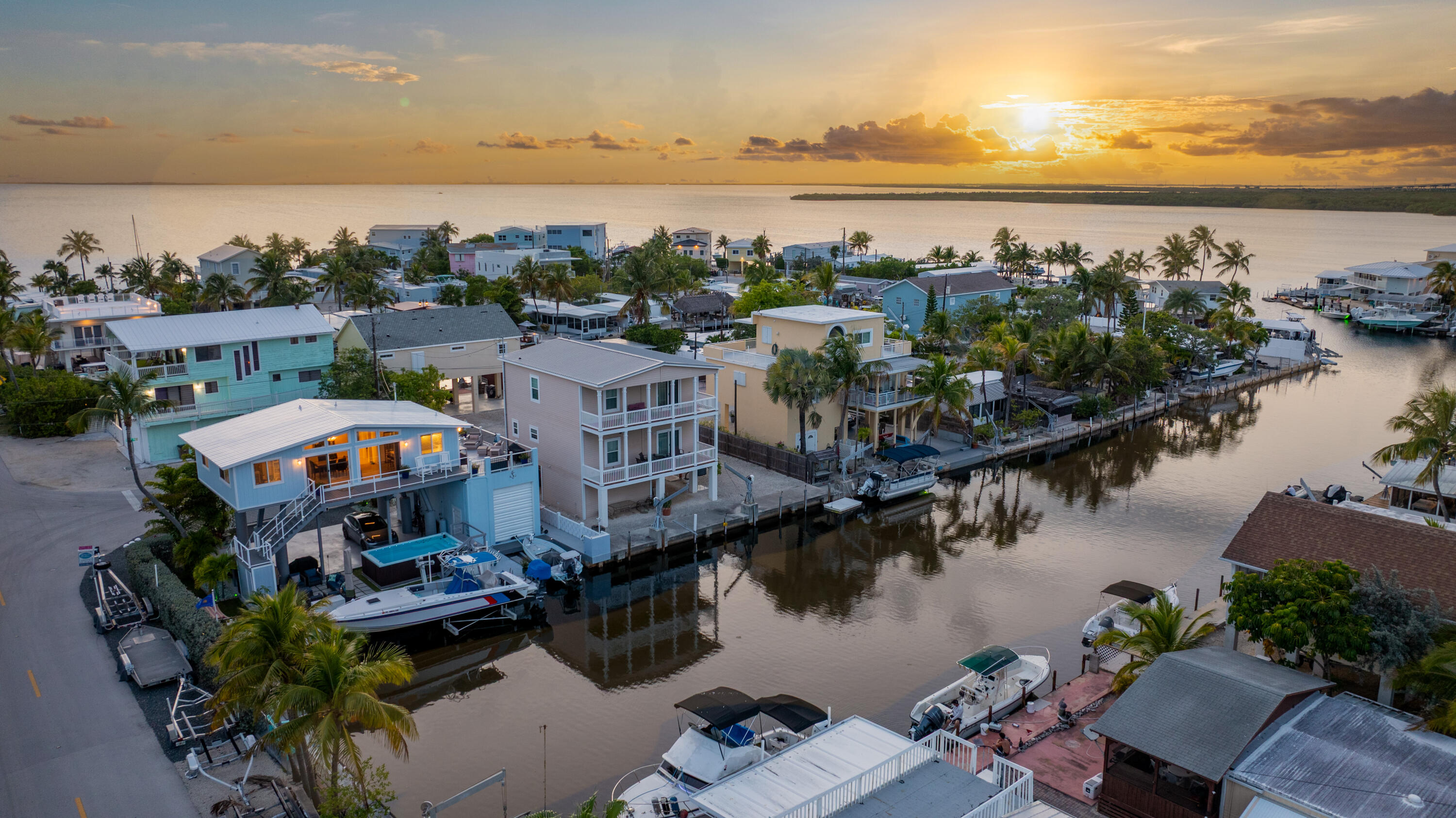 1 Snipe Road Key Largo, FL 33037 - Photo 46 of 55 a picture of an ocean view