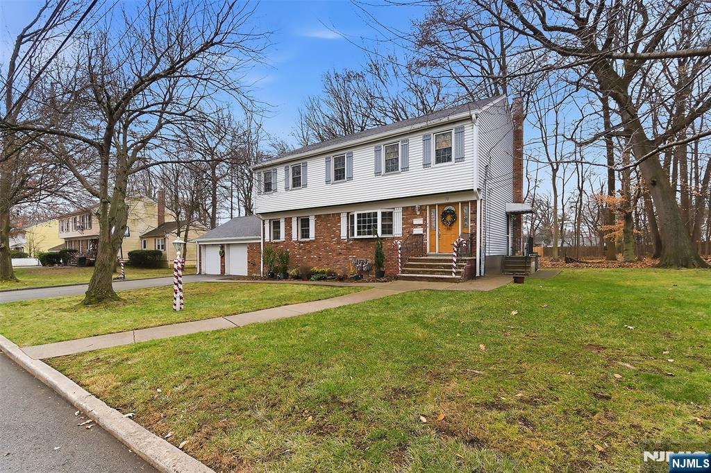 72 Prospect Street, Unit 1 Paramus, NJ 07652 - Photo 2 of 21