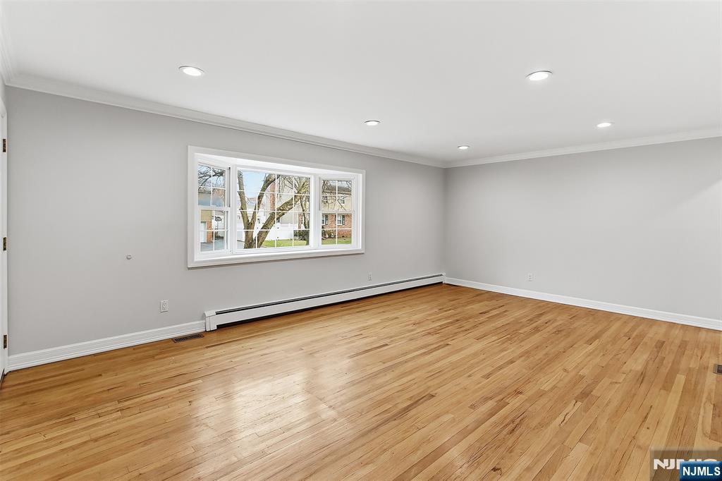 72 Prospect Street, Unit 1 Paramus, NJ 07652 - Photo 5 of 21