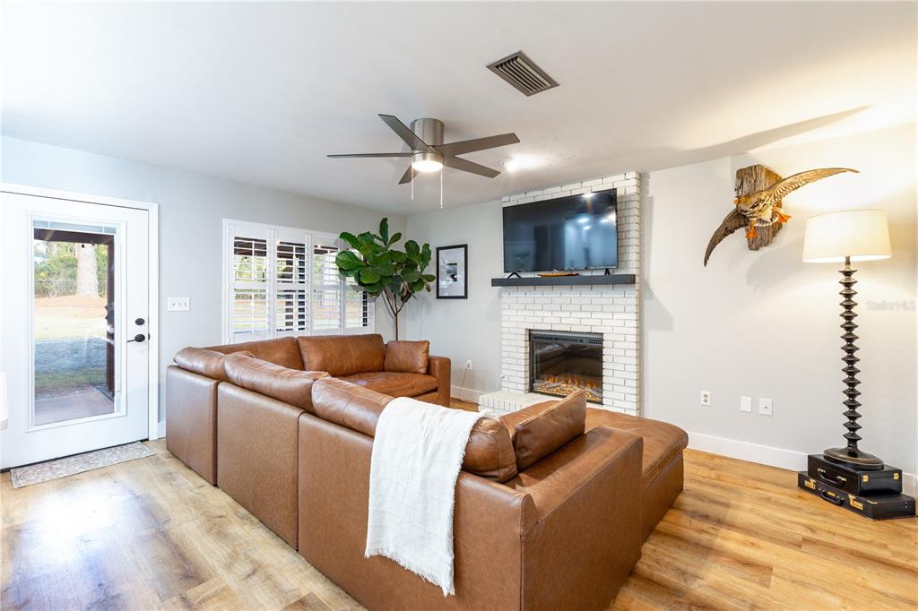 10237 Southwest 12th Place Gainesville, FL 32607 - Photo 13 of 37