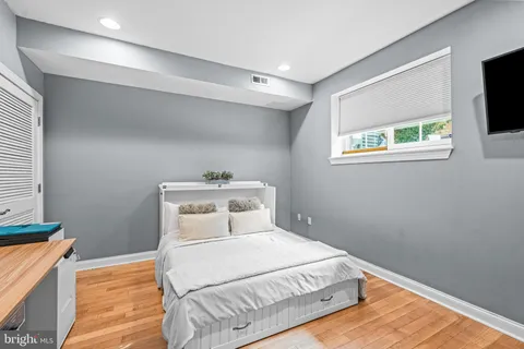 $939,000 | 116 Quarry Street, Philadelphia, PA 19106