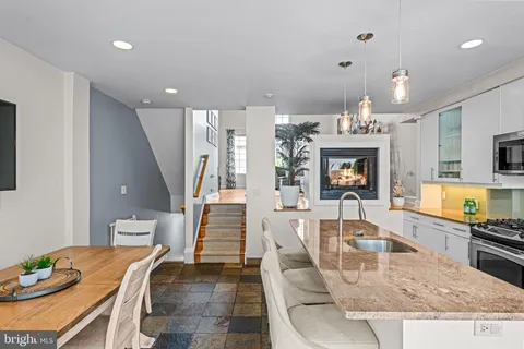 $939,000 | 116 Quarry Street, Philadelphia, PA 19106