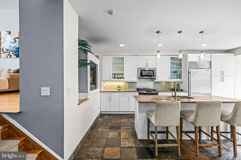 $939,000 | 116 Quarry Street, Philadelphia, PA 19106