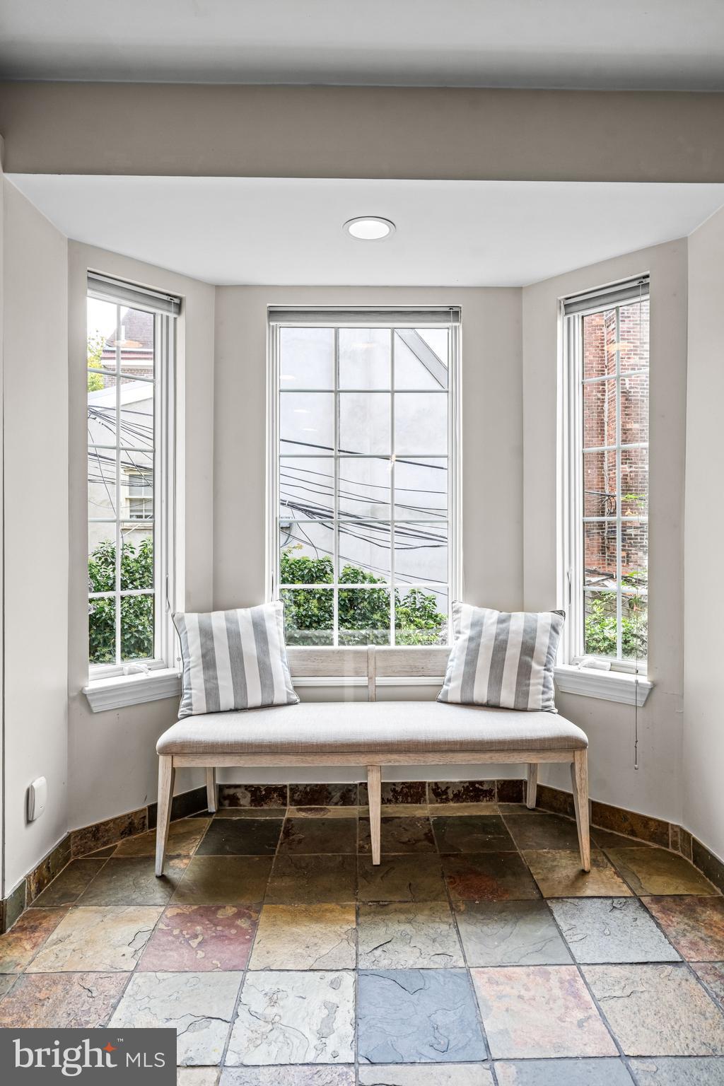 116 Quarry Street Philadelphia, PA 19106 - Photo 28 of 57 a living room with furniture and a window