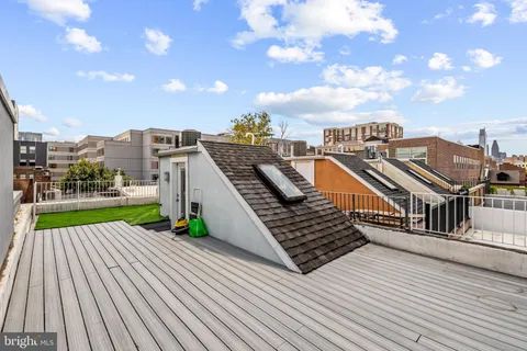 $939,000 | 116 Quarry Street, Philadelphia, PA 19106